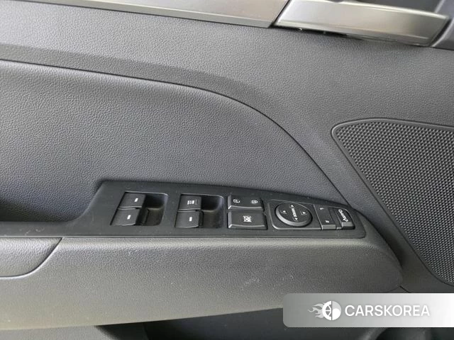 Hyundai The New Avante AD id 4389997 из Кореи 19