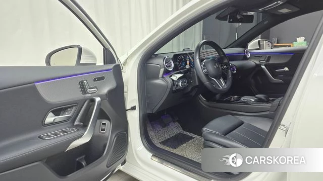 Mercedes-Benz A-Class W177 id 4735648 из Кореи 20