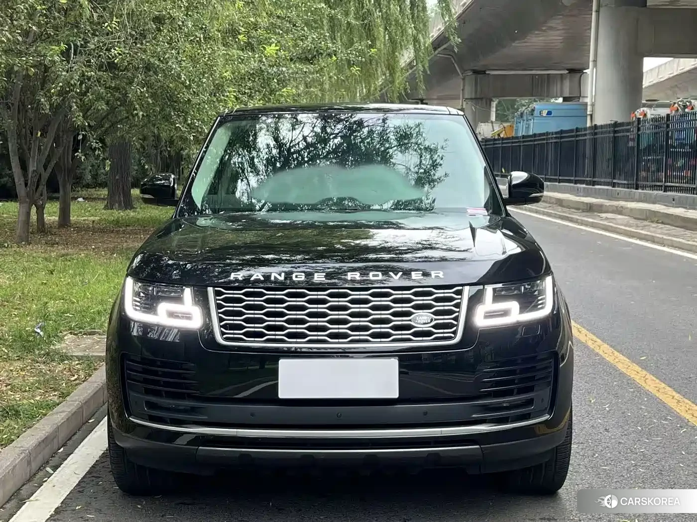 Land Rover Range Rover id 4576831 из Китая 18
