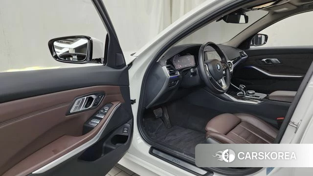 BMW 3 Series (G20) id 4636165 из Кореи 32