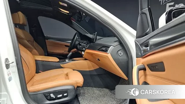 BMW 5 Series (G30) id 3690323 из Кореи 20