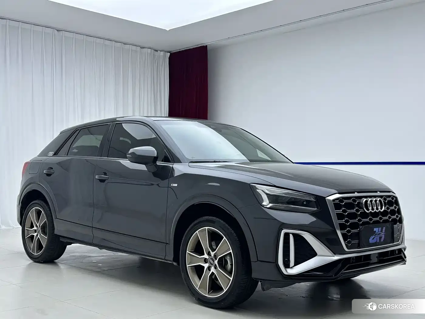 Audi Q2L id 4589312 из Китая 24
