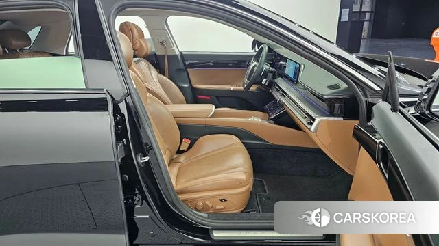 Hyundai Grandeur (GN7) id 3864952 из Кореи 20