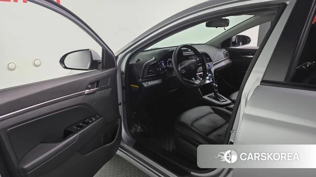 Hyundai The New Avante AD id 3942425 из Кореи 20