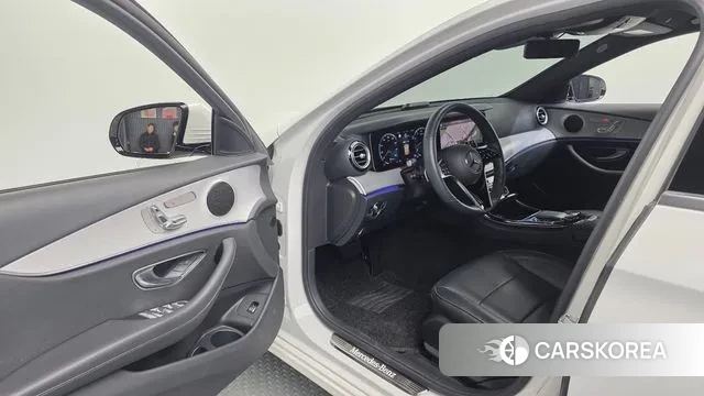 Mercedes-Benz E-Class W213 id 3759999 из Кореи 20