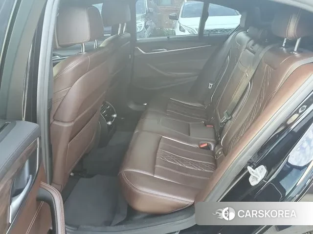 BMW 5 Series (G30) id 3061023 из Кореи 11