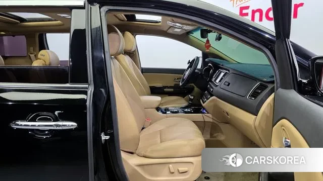 Kia The New Carnival id 3039362 из Кореи 20