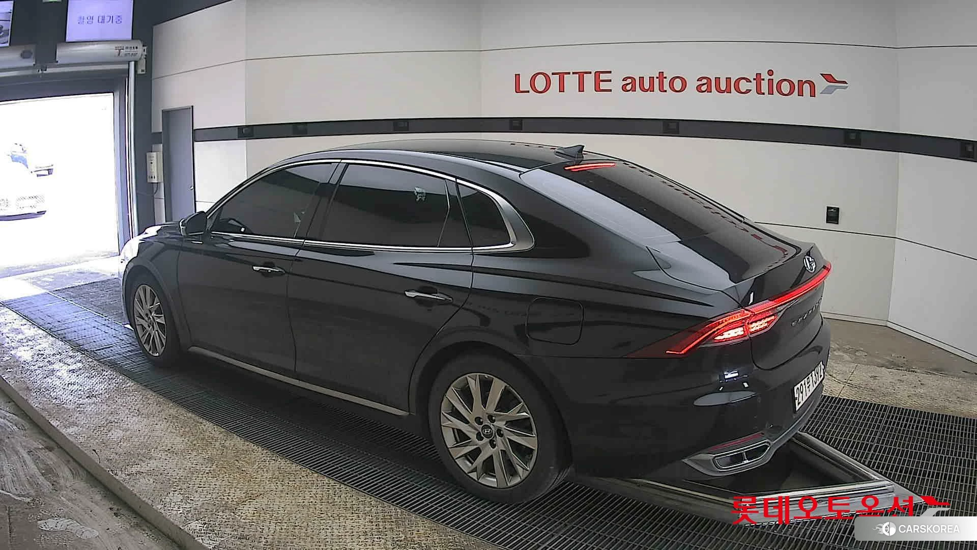 Hyundai Grandeur Hybrid id 3881992 из Кореи 39