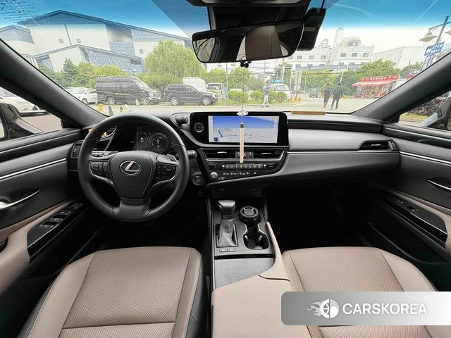 Lexus ES id 4301302 из Китая 19