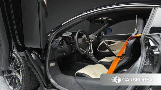McLaren 750S id 4655693 из Кореи 20