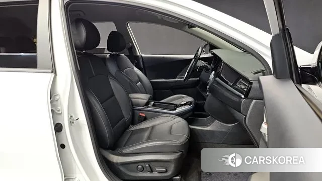 Kia Niro Plus id 3137651 из Кореи 20