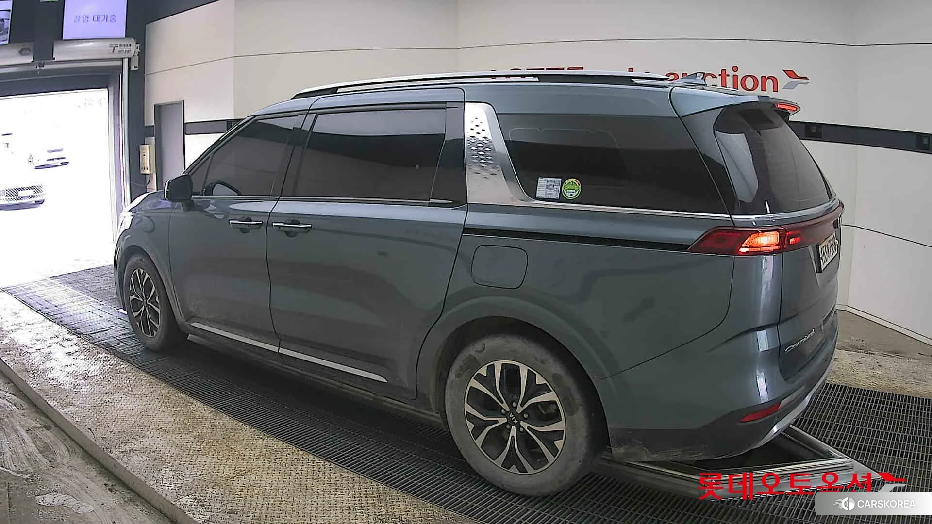 Kia Carnival id 3875742 из Кореи 37