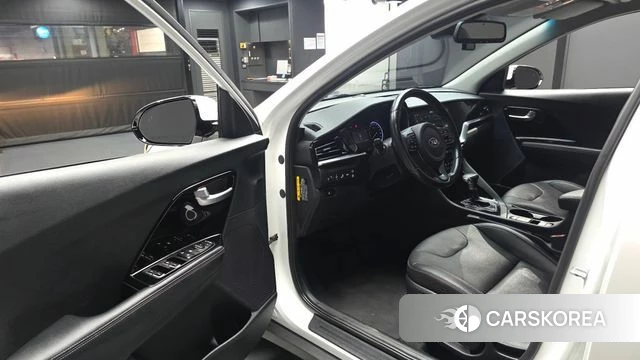 Kia The New Niro id 4943639 из Кореи 29