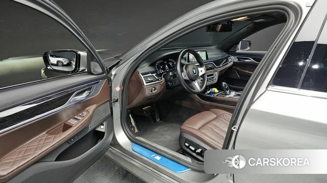 BMW 7 Series (G11) id 3935657 из Кореи 20