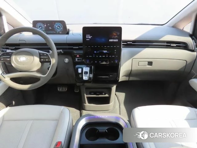 Hyundai Staria id 4262672 из Кореи 20