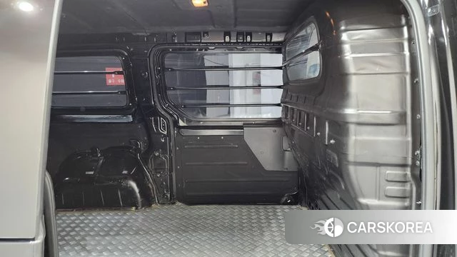 Hyundai Staria id 4222793 из Кореи 32