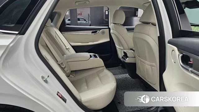 Hyundai The New Grandeur IG id 4429009 из Кореи 31