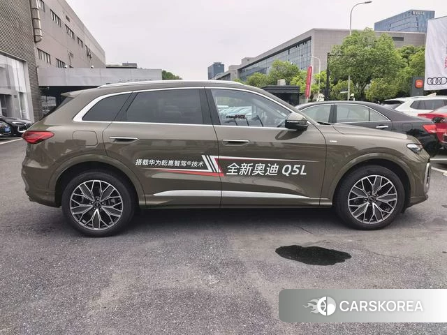 Audi Q5L id 4333531 из Китая 20