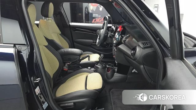 Mini Cooper S id 3877106 из Кореи 20
