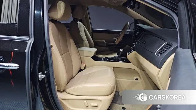 Kia All New Carnival id 3375290 из Кореи 20