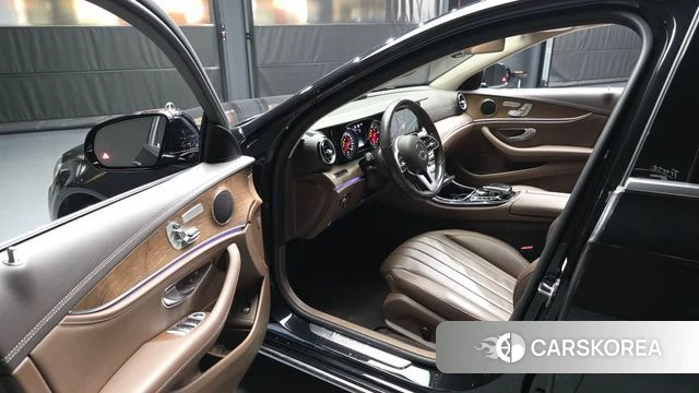 Mercedes-Benz E-Class W213 id 4595446 из Кореи 20