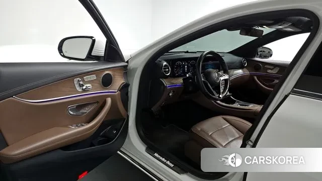Mercedes-Benz E-Class W213 id 3771748 из Кореи 20