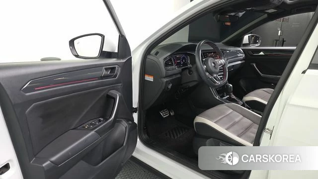 Volkswagen T-Roc id 4445906 из Кореи 32