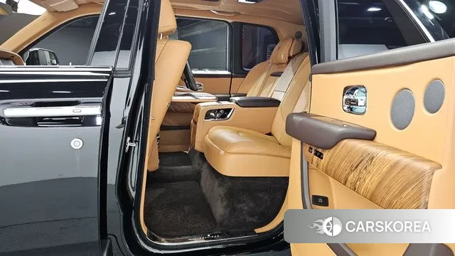 Rolls-Royce Cullinan id 3045164 из Кореи 20