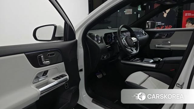 Mercedes-Benz GLA - Class H247 id 4244862 из Кореи 32