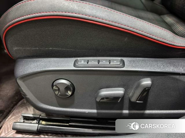 Volkswagen Golf GTI id 4217359 из Китая 16