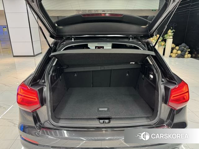 Audi Q2L e-tron id 4307045 из Китая 13