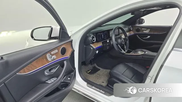 Mercedes-Benz E-Class W213 id 3691514 из Кореи 20