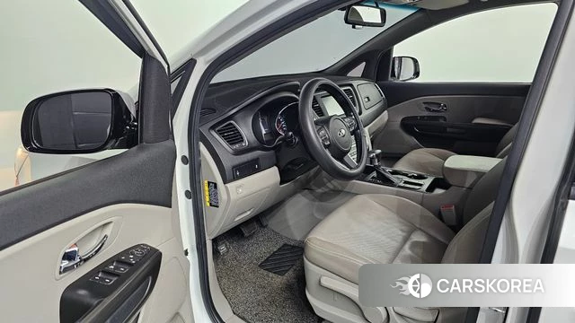 Kia The New Carnival id 4508255 из Кореи 32