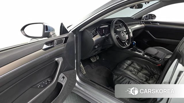 Volkswagen Arteon id 4610015 из Кореи 32