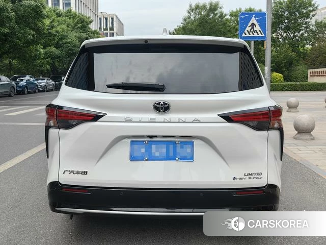 Toyota Saina id 4276114 из Китая 33