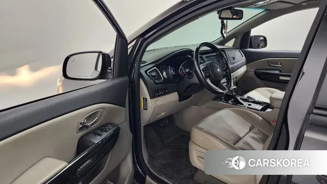 Kia The New Carnival id 3552785 из Кореи 20