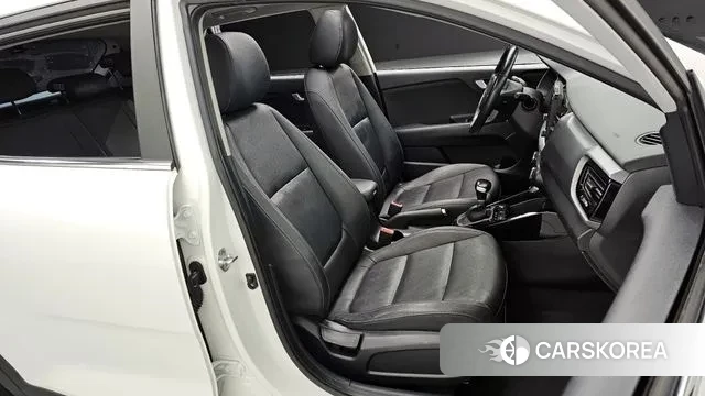 Kia Stonic id 2941475 из Кореи 20