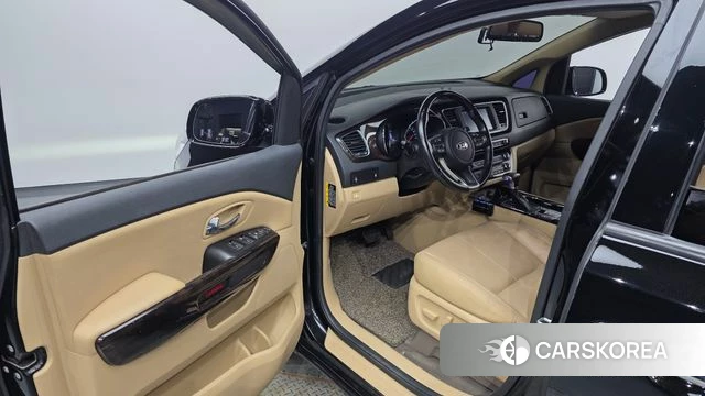 Kia The New Carnival id 4642747 из Кореи 20