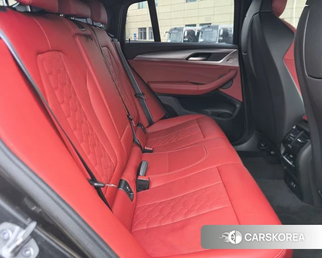BMW X4 M id 4348492 из Китая 14