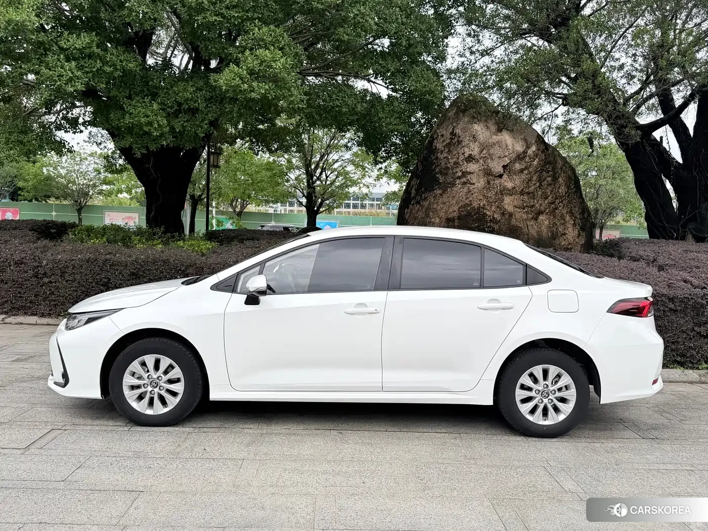 Toyota Corolla id 4546494 из Китая 17