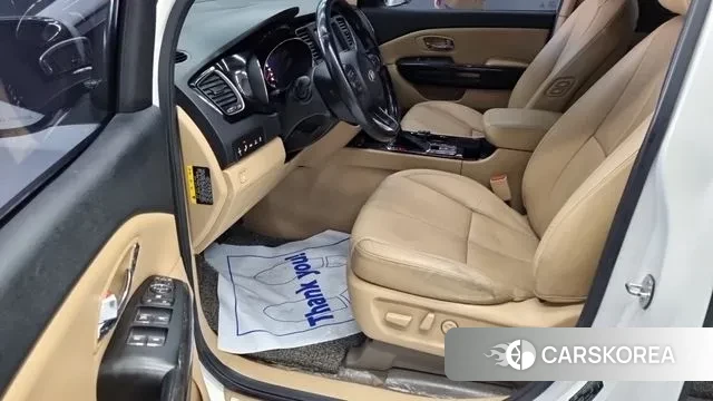 Kia The New Carnival id 3380589 из Кореи 18