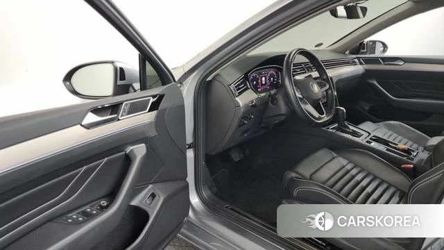 Volkswagen Passat GT (B8) id 4702549 из Кореи 34