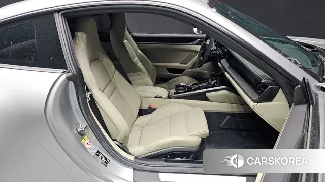 Porsche 911(992) id 3422256 из Кореи 20