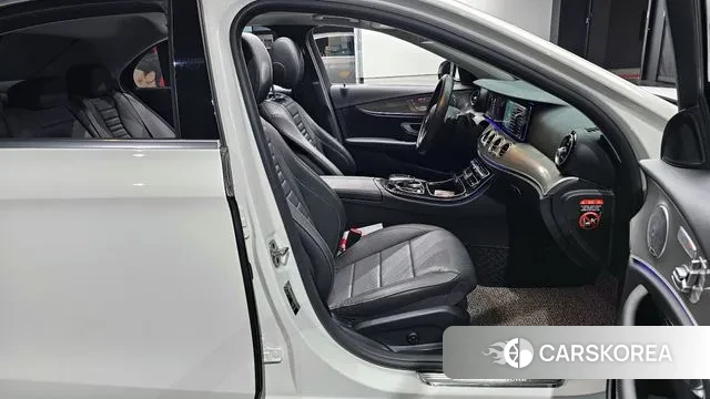 Mercedes-Benz E-Class W213 id 3484764 из Кореи 20