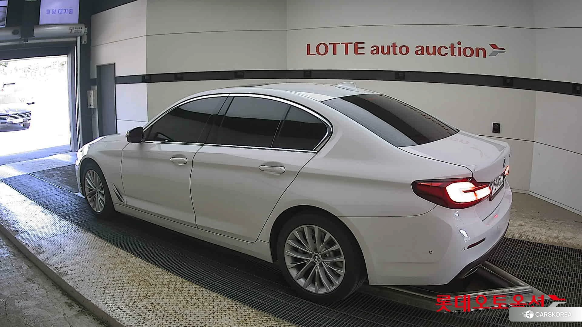 BMW  523d id 4296950 из Кореи 36