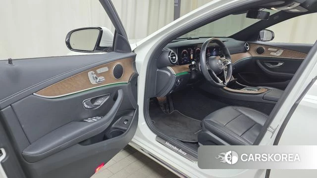 Mercedes-Benz E-Class W213 id 4688138 из Кореи 20