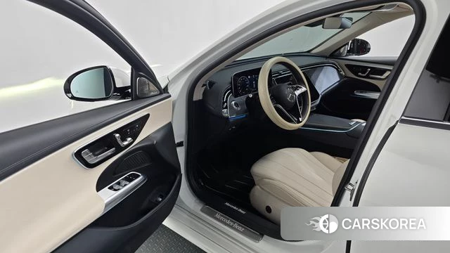 Mercedes-Benz E-Class W214 id 4539955 из Кореи 32