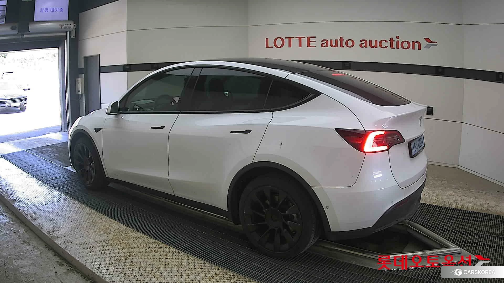 Tesla Model Y Long Range id 4296952 из Кореи 37