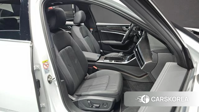 Audi A6 (C8) id 3852523 из Кореи 20