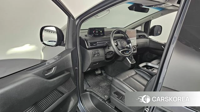 Hyundai Staria id 3839203 из Кореи 20